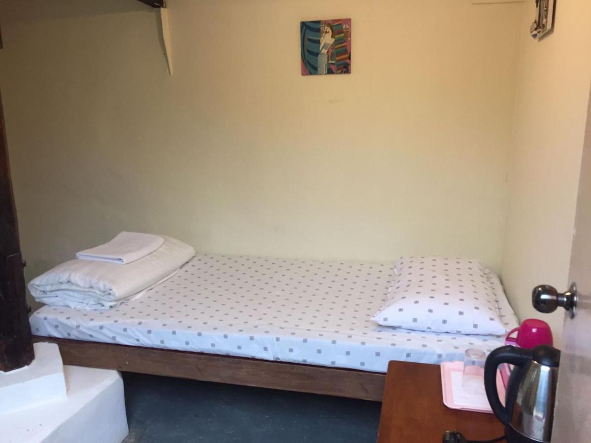 Kampong Kundassan Mile 36 Lodge חדר תמונה
