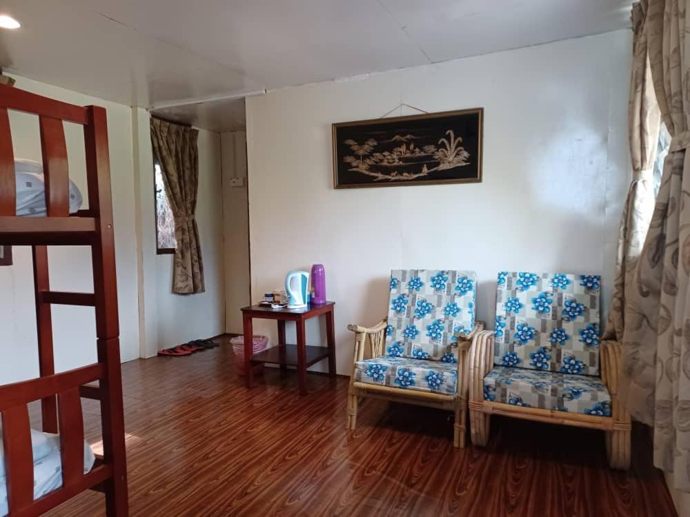 Kampong Kundassan Mile 36 Lodge מראה חיצוני תמונה