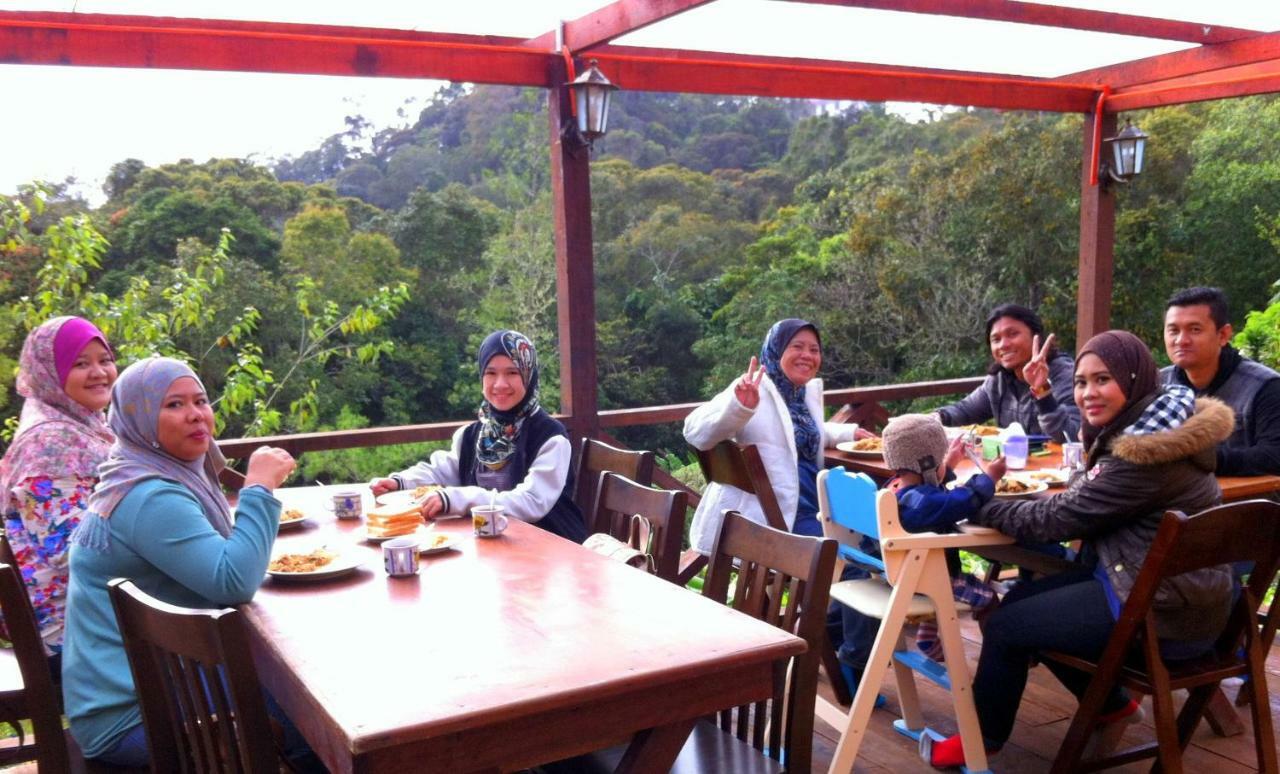 Kampong Kundassan Mile 36 Lodge מראה חיצוני תמונה